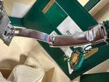 Carica l'immagine nel visualizzatore di Gallery, ROLEX GMT MASTER II 116710BLNR 'VENDUTO'