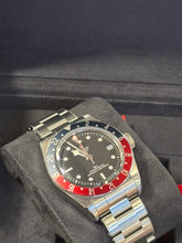 Carica l'immagine nel visualizzatore di Gallery, TUDOR BLACK BAY GMT M79830RB