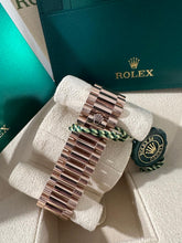 Carica l'immagine nel visualizzatore di Gallery, ROLEX DAY-DATE 228235
