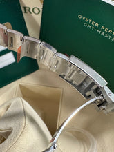 Carica l'immagine nel visualizzatore di Gallery, ROLEX GMT MASTER II 116710BLNR 'VENDUTO'
