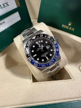 Carica l'immagine nel visualizzatore di Gallery, ROLEX GMT MASTER II 116710BLNR 'VENDUTO'
