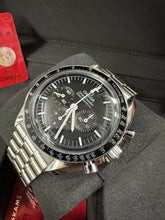 Carica l'immagine nel visualizzatore di Gallery, OMEGA SPPEDMASTER ESALITE'VENDUTO'
