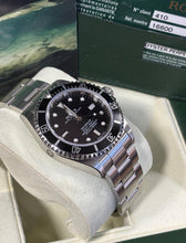 Carica l'immagine nel visualizzatore di Gallery, ROLEX SEA-DWELLER 16600 CARD
