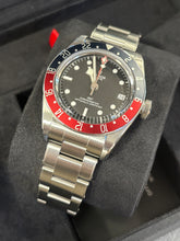 Carica l'immagine nel visualizzatore di Gallery, TUDOR BLACK BAY GMT M79830RB
