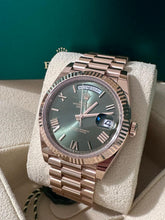 Carica l'immagine nel visualizzatore di Gallery, ROLEX DAY-DATE 228235
